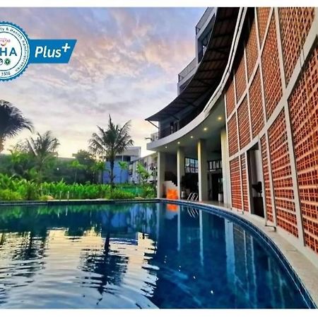 Atom Phuket Hotel -Sha Plus Nai Yang Exterior photo